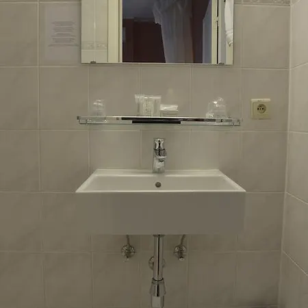 Hotel Groeninghe 3*